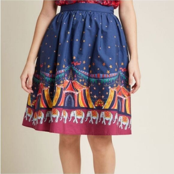 Modcloth Big Top Circus Elephant Skirt Size Medium - Picture 1 of 11